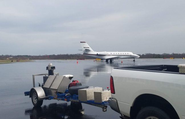 smith reynolds airport runway