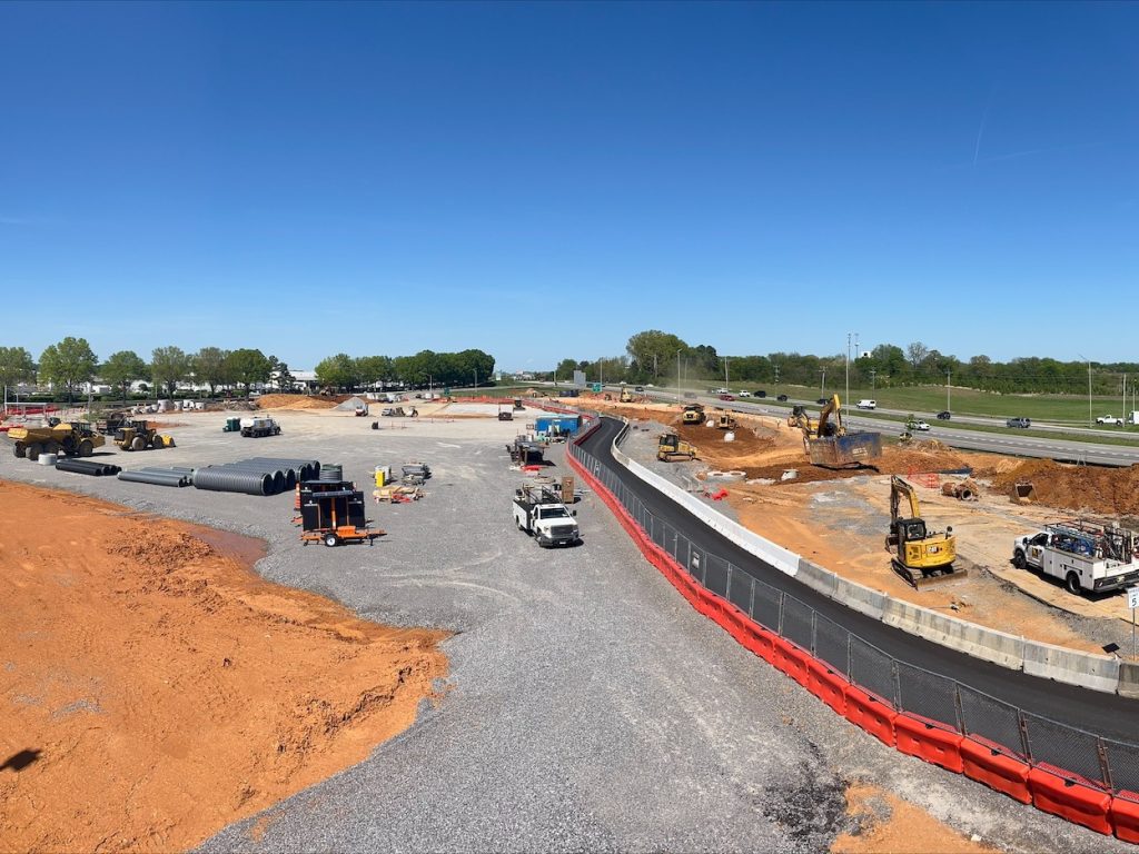 Airport construction and geotechnical engineering